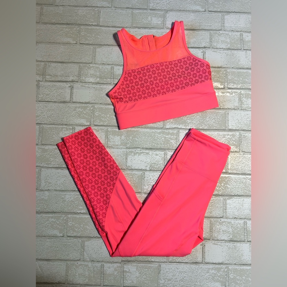Zyia Activewear Set - Sports Bra & Leggings Size Small